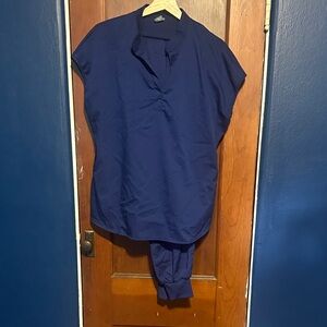 Navy Blue Women's Top and scrub pants Set size xl